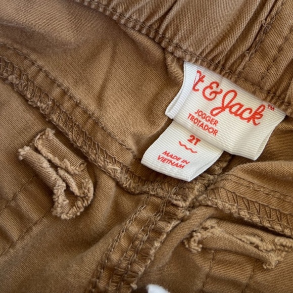 Toddler Boy Size 2T Button Down Shirt and Jogger Pants - Picture 4 of 10